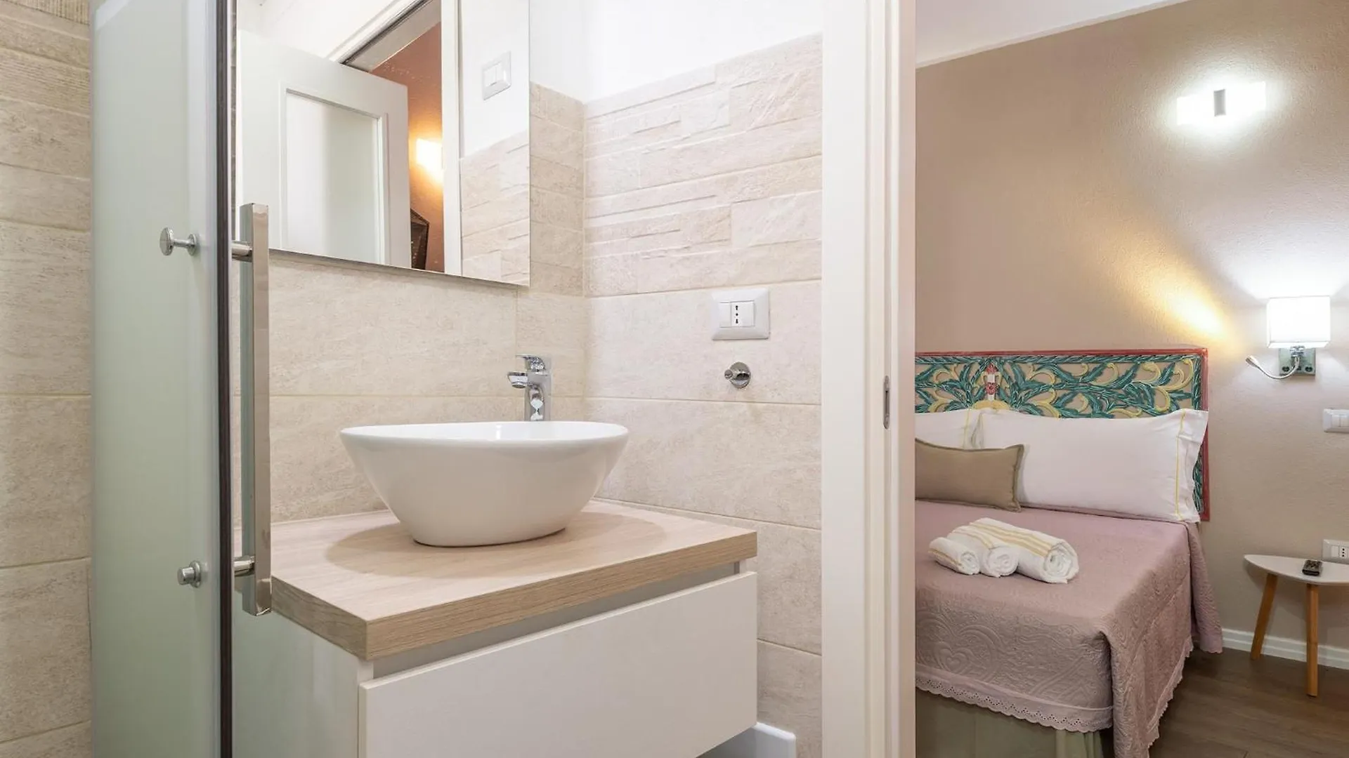 Promenade Boutique Rooms - City Centre Cagliari